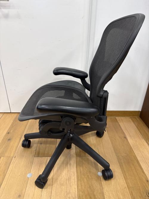 Herman Miller (ハーマンミラー) ワークチェアー ランバーサポート ブラック クラシックモデル グラファイトベース