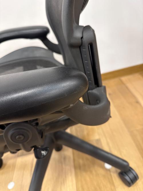 Herman Miller (ハーマンミラー) ワークチェアー ランバーサポート ブラック クラシックモデル グラファイトベース