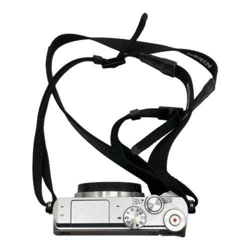 Nikon (ニコン) デジタル一眼レフカメラ J5 ダブルレンズキット