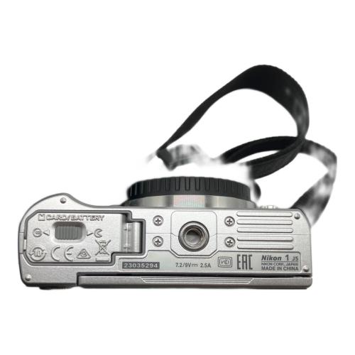 Nikon (ニコン) デジタル一眼レフカメラ J5 ダブルレンズキット