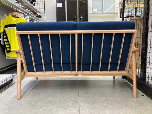 karimoku (カリモク) 2人掛けソファー ブルー×ナチュラル  WD43026449 ファブリック