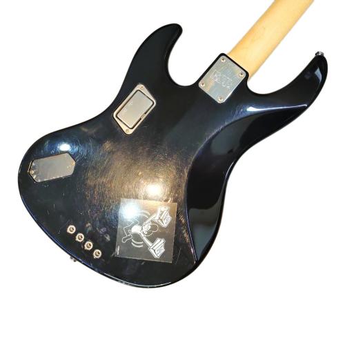 ESP (イーエスピー) エレキベース @ Π AMAZE-AS ストレート ボリュームガリ若干有 動作確認済み S1004302