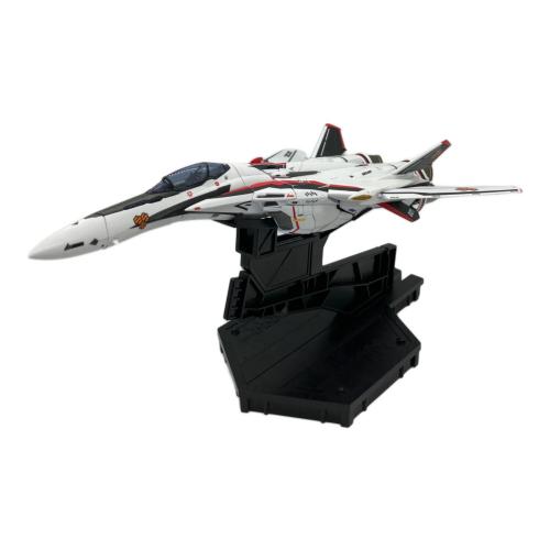 BANDAI (バンダイ) マクロスF VF.25F スーパーメサイアバルキリー（早乙女アルト機）リバイバルVer DX超合金 プラモデル