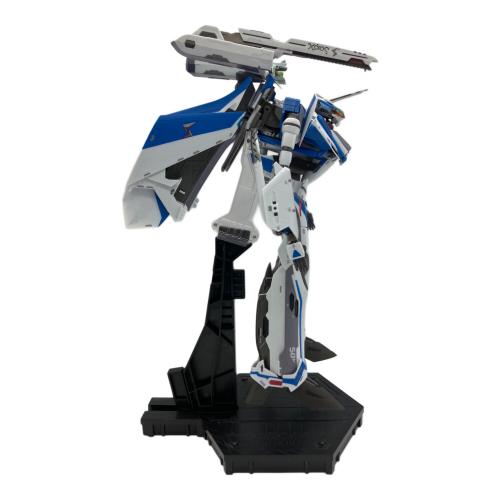 BANDAI (バンダイ) VF-31J DX超合金 マクロス  ジークフリード ハヤテ・インメルマン機 プラモデル