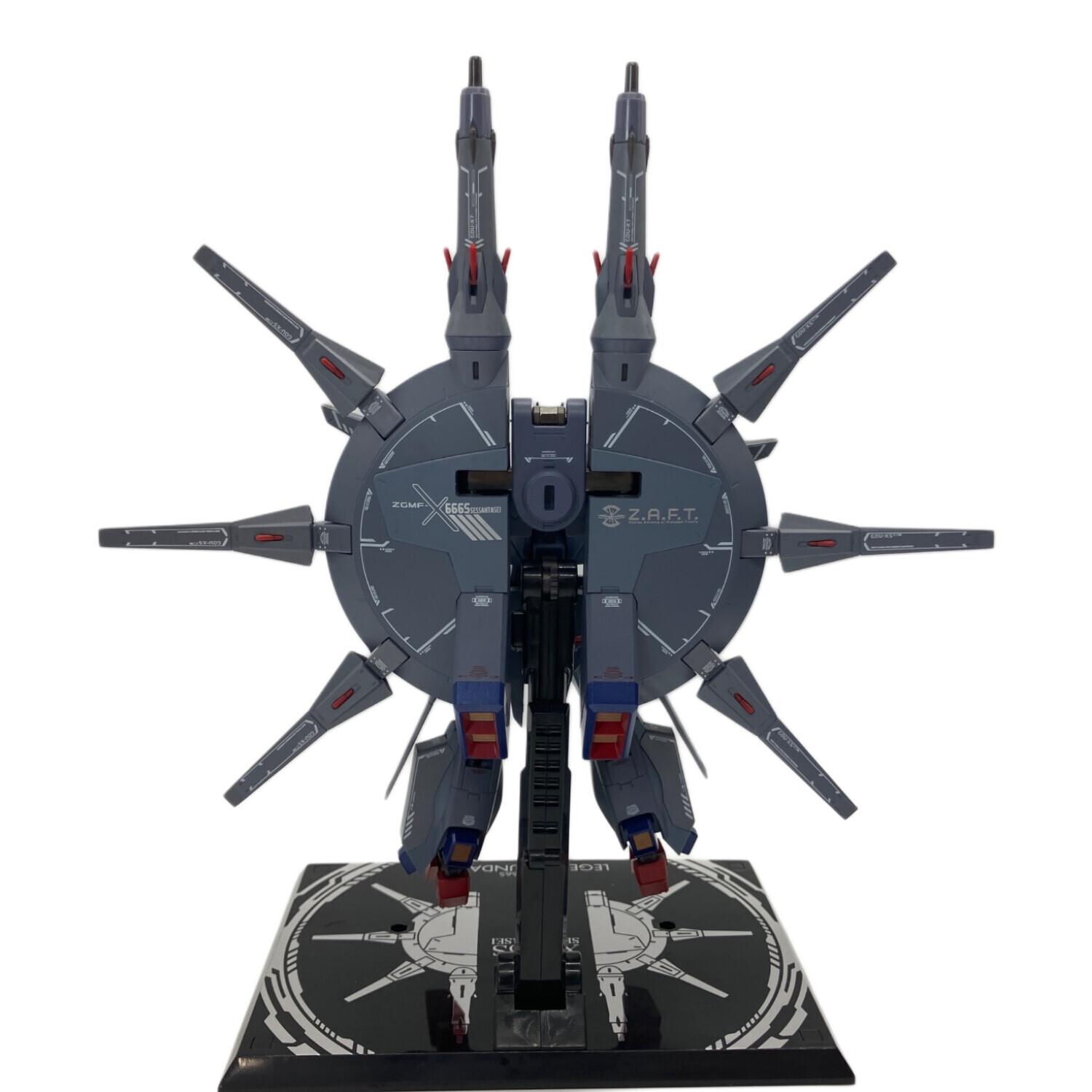 BANDAI (バンダイ) METAL ROBOT魂 ZGMF-X666S レジェンドガンダム