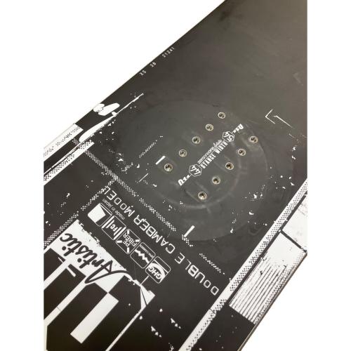 011Artistics (ゼロワンワンアーティステック) スノーボード 22-23 DOUBLE FLY PRO 137 ブラック