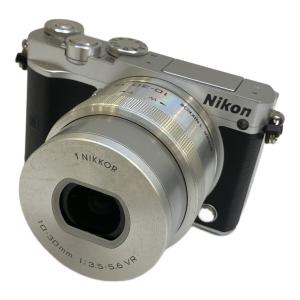 Nikon (ニコン) ミラーレス一眼カメラ Nikon 1 J5