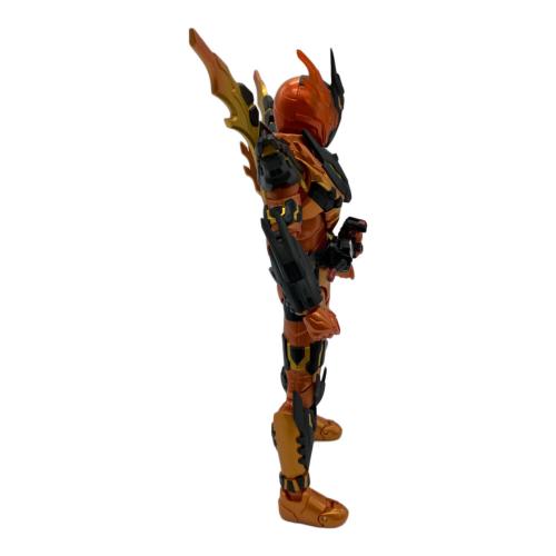 仮面ライダービルド (カメンライダービルド) 仮面ライダークローズマグマ 仮面ライダー S.H.Figuarts