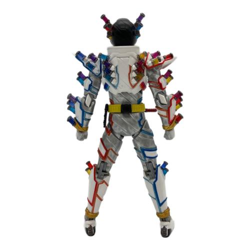 仮面ライダービルド (カメンライダービルド) 仮面ライダービルド ジーニアスフォーム 仮面ライダー S.H.Figuarts