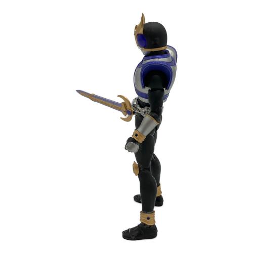 仮面ライダークウガ (カメンライダークウガ) 仮面ライダークウガ タイタンフォーム 仮面ライダー S.H.Figuarts