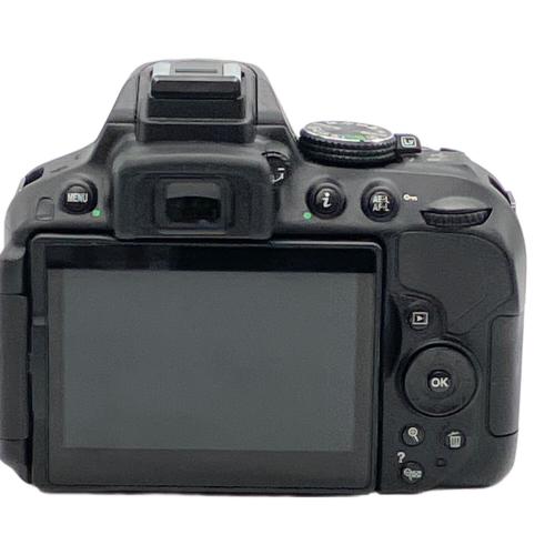 Nikon (ニコン) デジタル一眼レフカメラ D5300