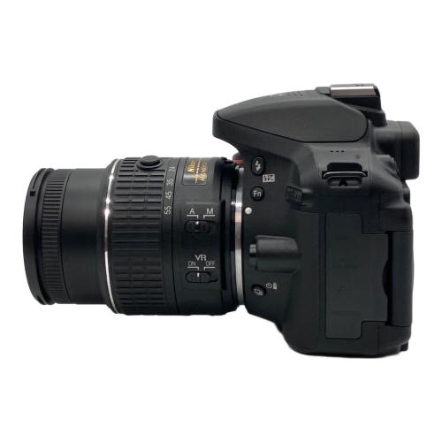 Nikon (ニコン) デジタル一眼レフカメラ D5300