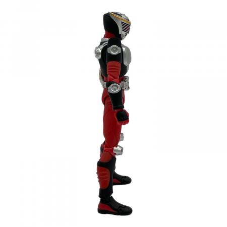 S.H.Figuarts 仮面ライダー龍騎&ドラグレッダーセット｜トレファクONLINE