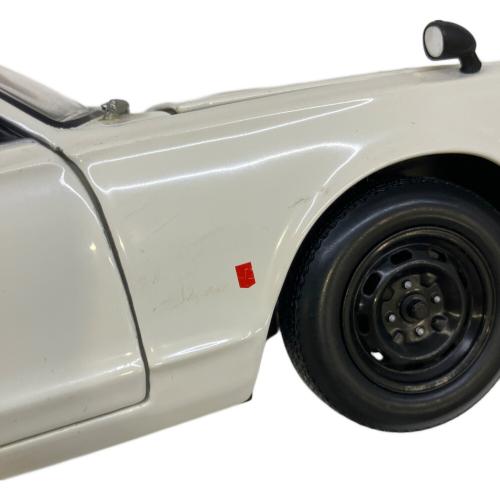京商 (キョウショウ) 1/18日産 スカイライン 2000GT-R モデルカー