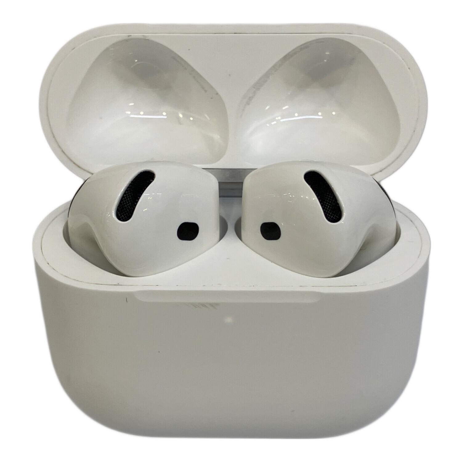 Apple (アップル) AirPods(第4世代) MXP93J/A｜トレファクONLINE