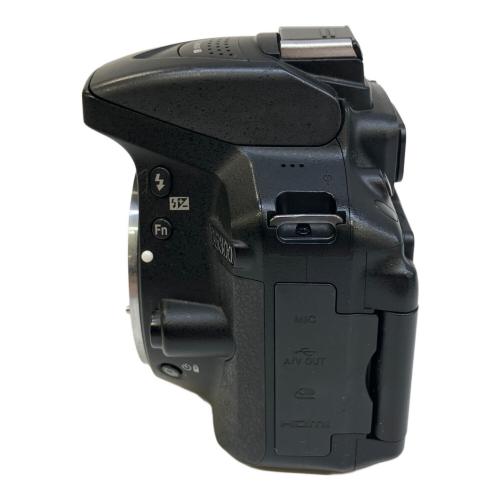 Nikon (ニコン) デジタル一眼レフカメラ D5300