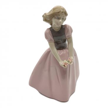 アイリッシュドレスデン IRISH DRESDEN ネコ 置物 フィギュリン Amazon