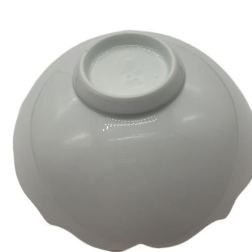 菓子鉢 井上萬二 白磁彫文