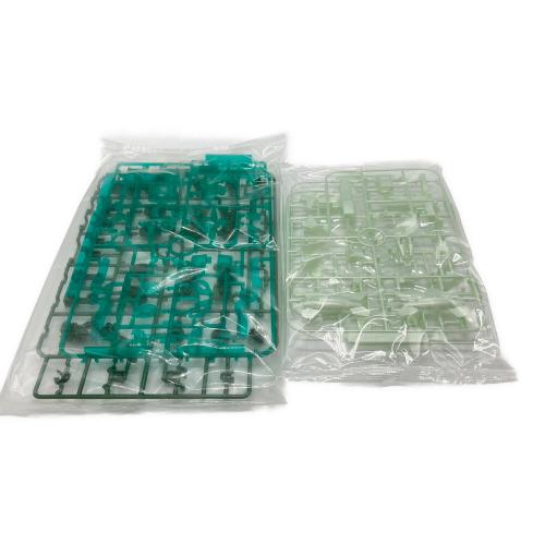 BANDAI (バンダイ) ガンプラ RX-0 ユニコーンガンダム（光の結晶体） ガンダムベース限定