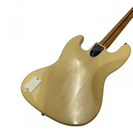 FENDER JAPAN (フェンダージャパン) ジャズベース 改造箇所有