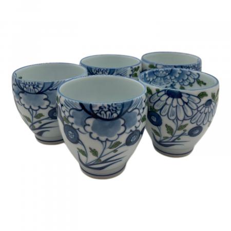 源右衛門窯 (ゲンエモンガマ) 湯呑み揃え 有田焼 染錦菊牡丹絵 5P