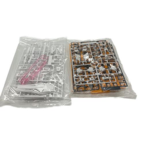 BANDAI (バンダイ) ガンプラ RG 1/144  RX-93 νガンダム