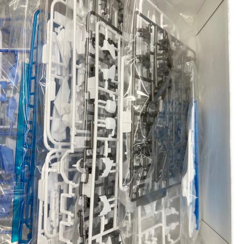 BANDAI (バンダイ) ガンプラ 1/100 MG RX-0 ユニコーンガンダム ペルフェクティビリティ 「機動戦士ガンダムUC」 ガンダムベース限定 5057864