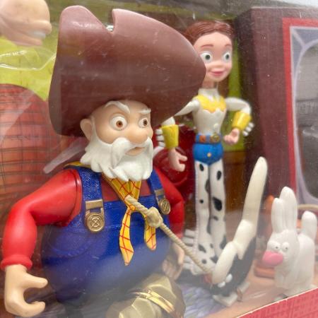 トイ・ストーリー2 キャラクターグッズ ウッディのラウンドアップ