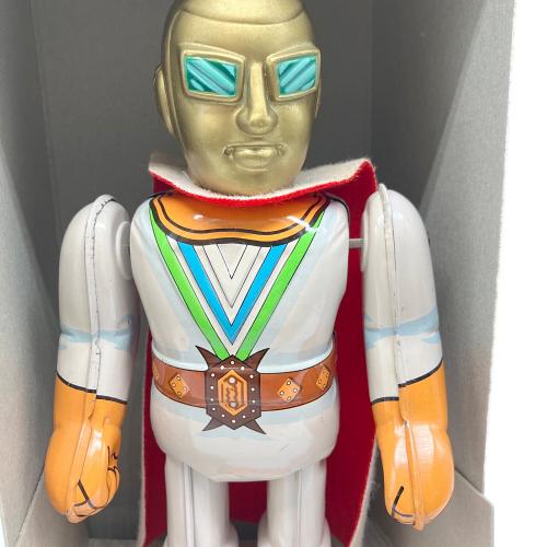 ビリケン商会 (ビリケンショウカイ) 七色仮面 @