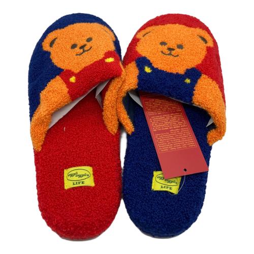 WIGGLE WIGGLE スリッパ