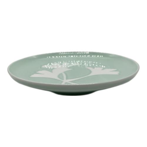 井上萬ニ 皿 青白磁公孫樹文皿