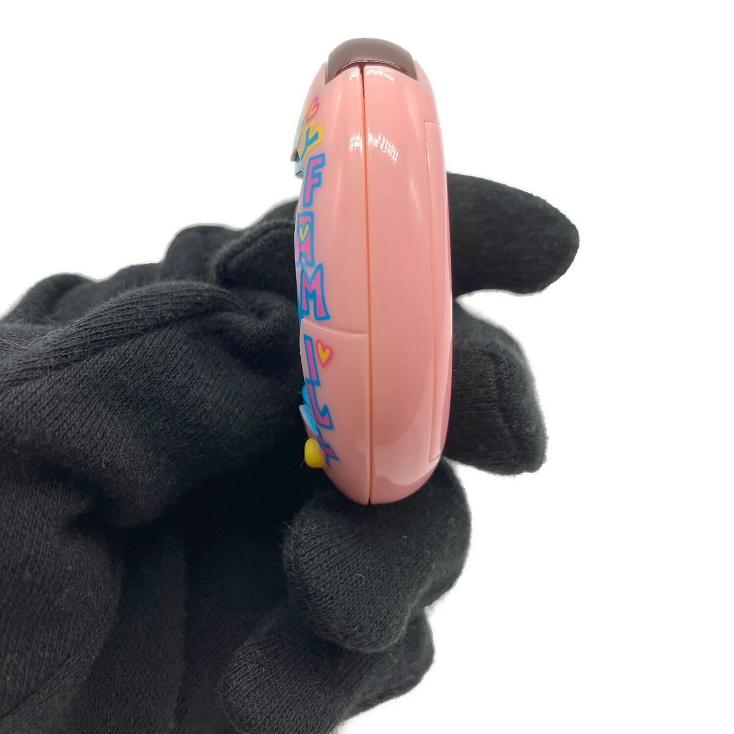 【いぇー！ふぁみりーイロイロ！たまごっちプラス　ふぁみたまラブ※チャーム付き】 BANDAI (バンダイ) いぇー！ふぁみりーイロイロ！たまごっちプラス