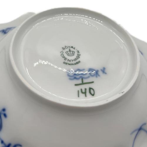 ROYAL COPENHAGEN (ロイヤル・コペンハーゲン) シェルディッシュ ブルーフルーテッド・プレイン