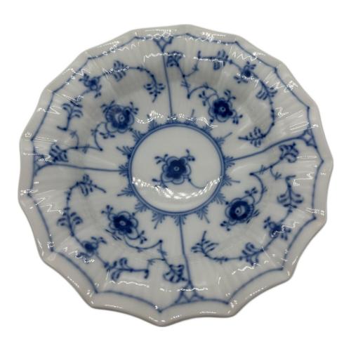 ROYAL COPENHAGEN (ロイヤル・コペンハーゲン) シェルディッシュ ブルーフルーテッド・プレイン