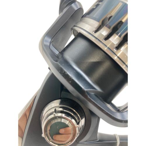SHIMANO (シマノ) STRADIC スピニングリール　SW6000HG 04246