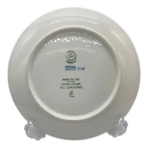 ROYAL COPENHAGEN (ロイヤル・コペンハーゲン) イヤープレート クリスマスの帰省