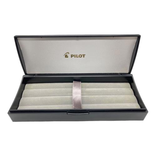 PILOT (パイロット) CUSTOM 743 万年筆 14K-585｜トレファクONLINE