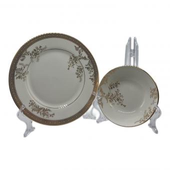 Wedgwood (ウェッジウッド) プレート ヴェラ・ウォン・ヴェラレースゴールド