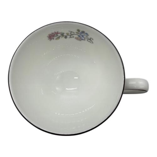Wedgwood (ウェッジウッド) カップ&ソーサー クタニクレーン