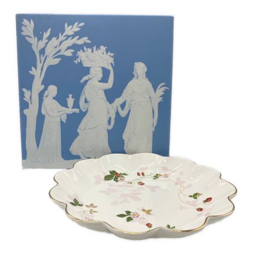 Wedgwood (ウェッジウッド) ペタルトレー ワイルドストロベリー