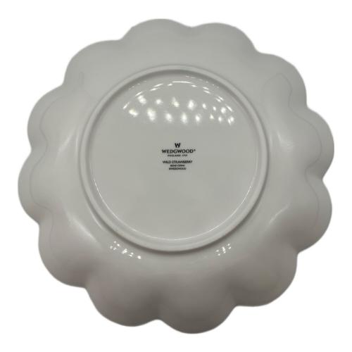 Wedgwood (ウェッジウッド) ペタルトレー ワイルドストロベリー