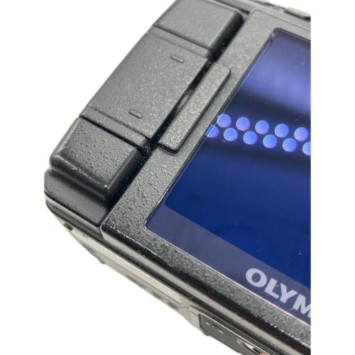 OLYMPUS (オリンパス) デジタル一眼レフカメラ・ダブルズームキット E-620