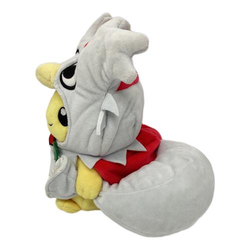 ポケモンセンター ぬいぐるみ デリバードのポンチョを着たピカチュウ ポケモンセンター】デリバードのポンチョを着たピカチュウ