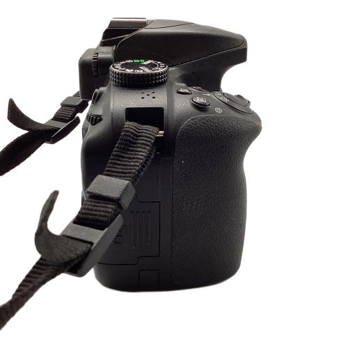 Nikon (ニコン) デジタル一眼レフカメラ D3400 レンズAF-S DX NIKKOR 35mm f/1.8G