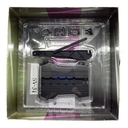 YAMATO マクロスゼロ 完全変形 SV-51r ノーラ機 1/60 模型