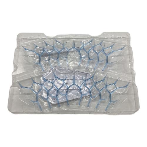 BANDAI (バンダイ) プラウドディフェンダー＆エフェクトパーツセット ガンプラ 超合金 METAL ROBOT魂