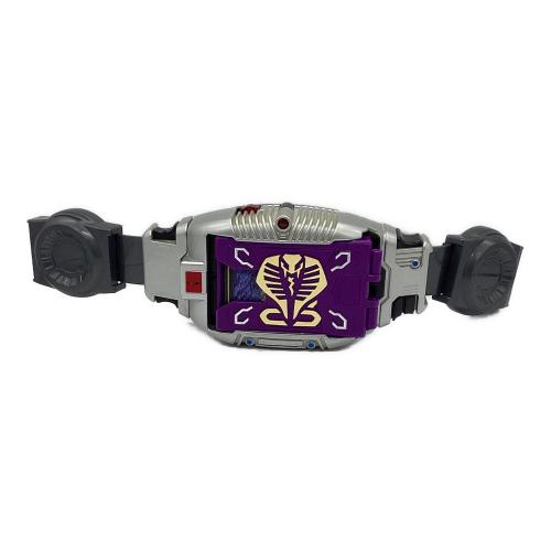 仮面ライダー龍騎 (カメンライダーリュウキ) ライダー変身ベルトシリーズ 仮面ライダー ※カードデッキナイト用1つ欠品