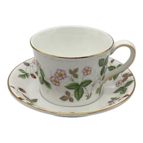 Wedgwood (ウェッジウッド) カップ&ソーサー ワイルドストロベリー