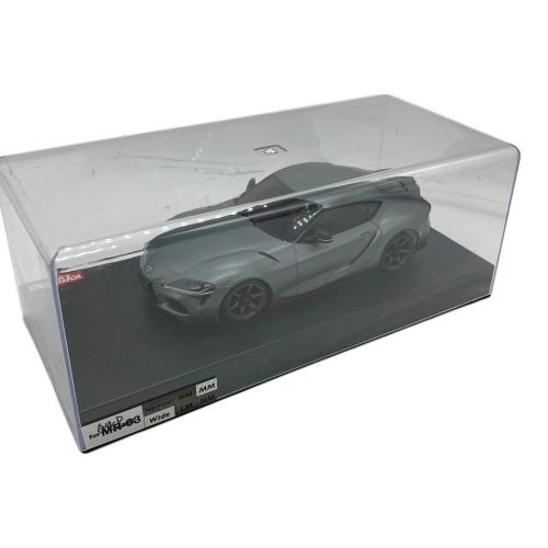 京商 (キョウショウ) GR Supra モデルカー ライト付き