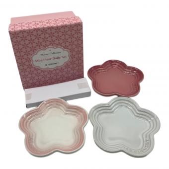 LE CREUSET (ルクルーゼ) 耐熱テーブルウェア 910459-00 ミニフラワープレート＆フラワーチョップスティック